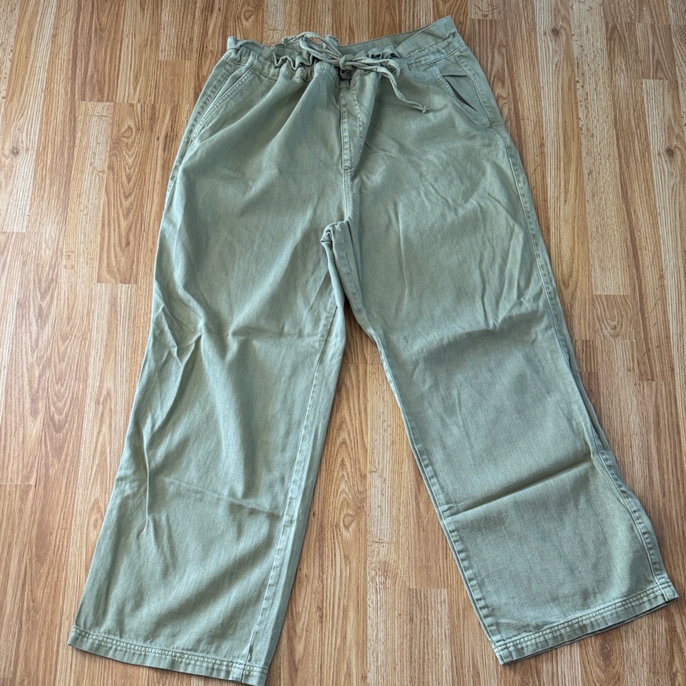 Universal Thread Olive Green Wide-Leg Drawstring Pants